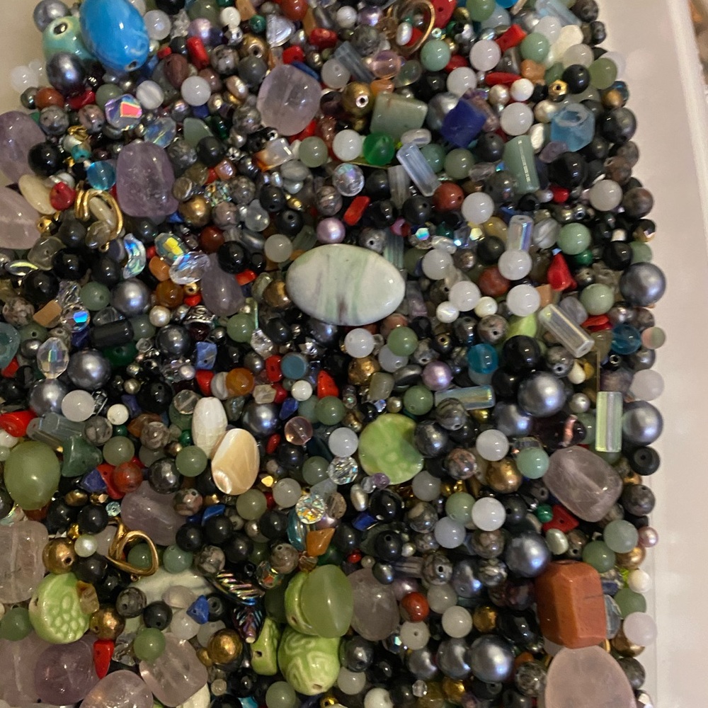 Vintage gemstone & crystal Bead Soup & Findings 6”x3”x1” one pound Bag